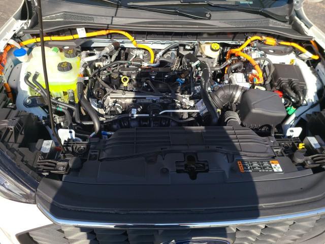 Photo of 2025 STAR WHITE METALLIC TRI-COAT Ford Escape PHEV
