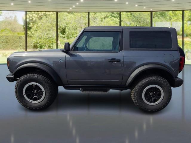 Photo of 2024 CARBONIZED GRAY METALLIC Ford Bronco