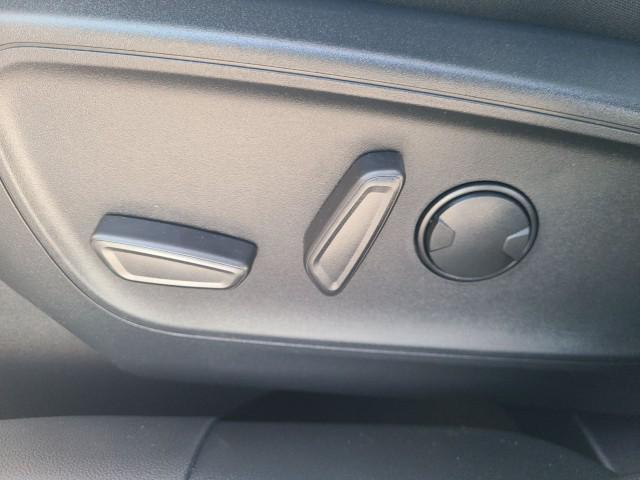 Photo of 2025 Space Silver Metallic Ford Escape