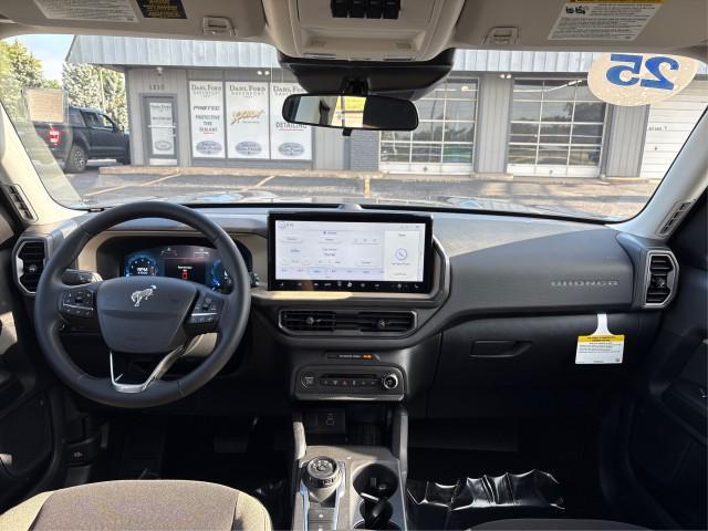 Photo of 2025 CARBONIZED GRAY METALLIC Ford Bronco Sport