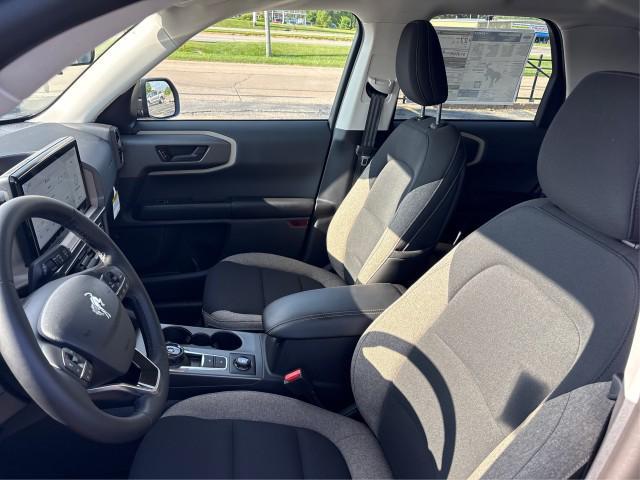 Photo of 2025 CARBONIZED GRAY METALLIC Ford Bronco Sport