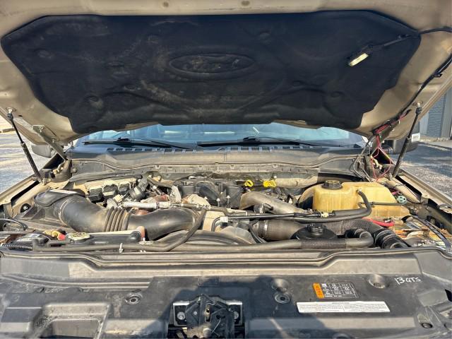 Photo of 2017 WHITE GOLD Ford F-350
