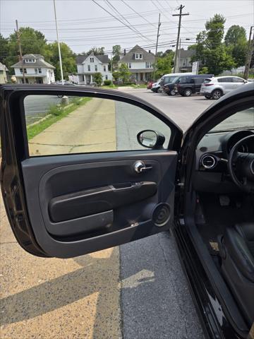 Photo of 2015 Black Onyx FIAT 500