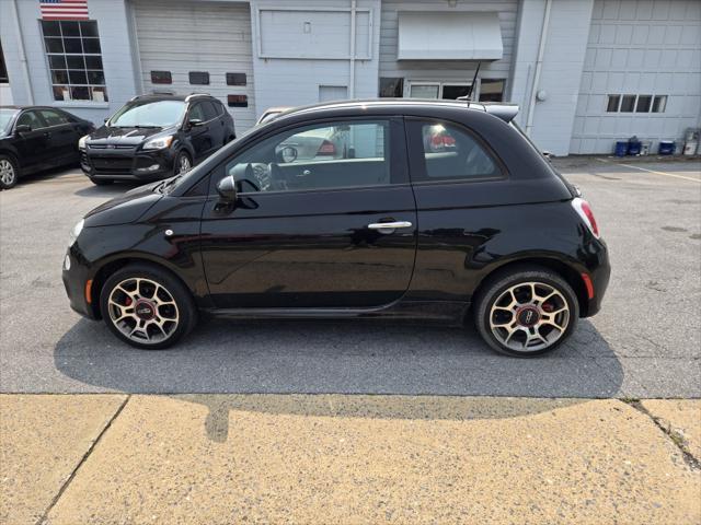Photo of 2015 Black Onyx FIAT 500