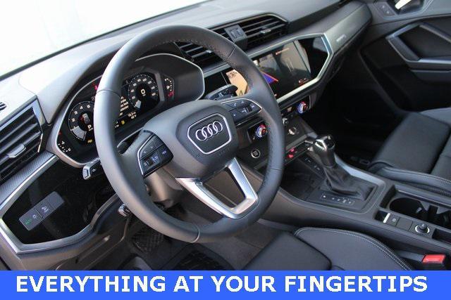 Photo of 2025 Chronos Gray Metallic Audi Q3