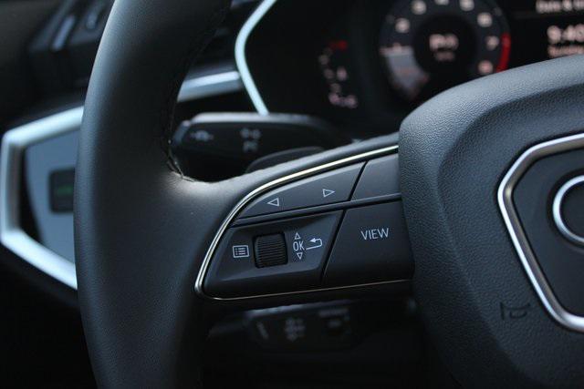 Photo of 2025 Chronos Gray Metallic Audi Q3