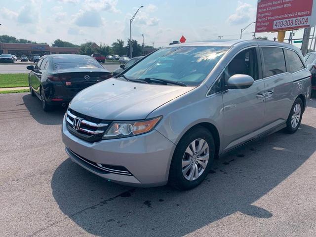Photo of 2016 Silver Honda Odyssey