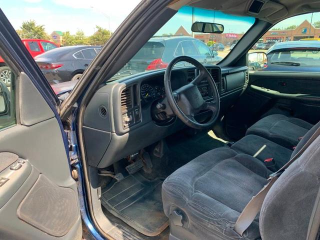 Photo of 2001 Blue Chevrolet Silverado 1500