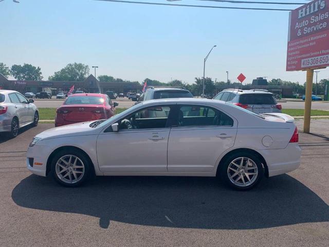 Photo of 2012 White Ford Fusion