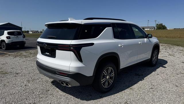 Photo of 2026 Summit White Chevrolet Traverse