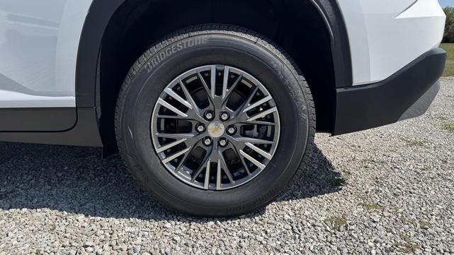 Photo of 2026 Summit White Chevrolet Traverse