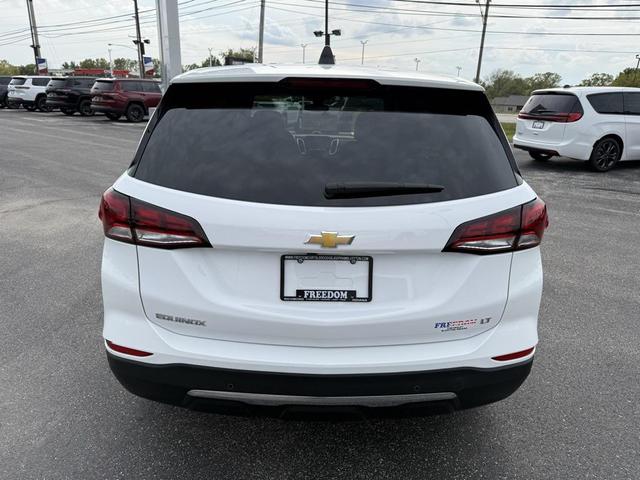 Photo of 2024 Summit White Chevrolet Equinox