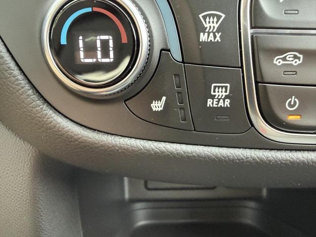 Photo of 2024 Summit White Chevrolet Equinox