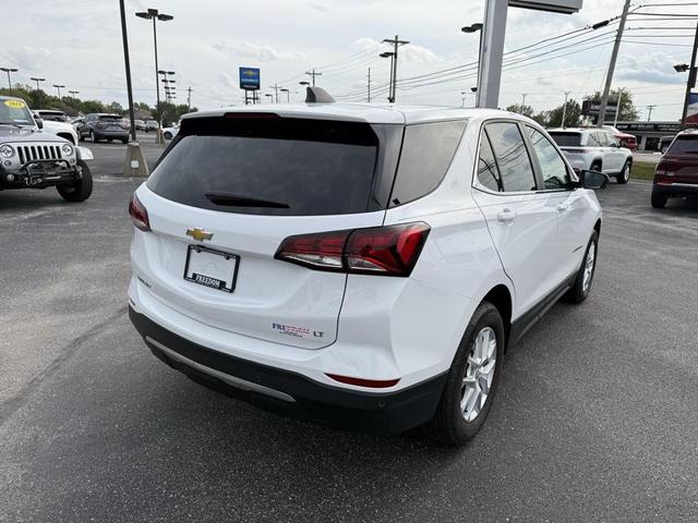 Photo of 2024 Summit White Chevrolet Equinox