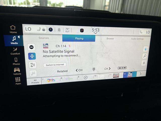 Photo of 2025 Black Clearcoat Jeep Gladiator