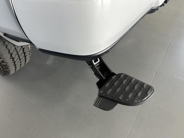 Photo of 2026 Bright White Clearcoat RAM 2500