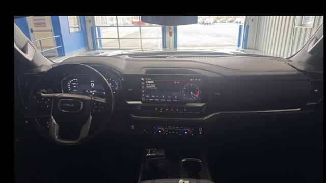Photo of 2022 Summit White GMC Sierra 1500
