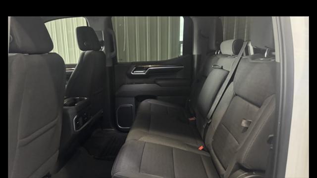 Photo of 2022 Summit White GMC Sierra 1500