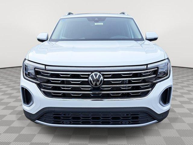 Photo of 2025 Opal White Pearl Effect Volkswagen Atlas