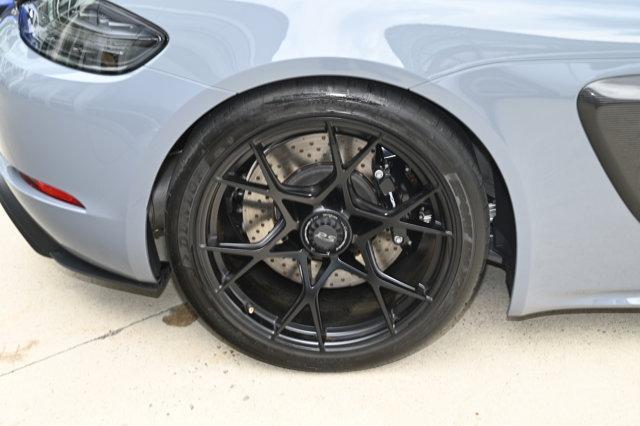 Photo of 2024 Arctic Grey Porsche 718 Spyder