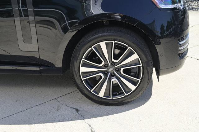 Photo of 2024 Santorini Black Land Rover Range Rover
