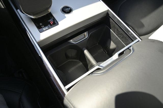 Photo of 2024 Santorini Black Land Rover Range Rover