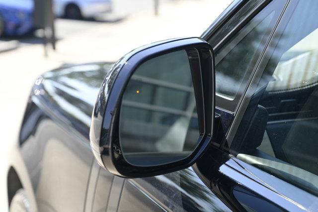 Photo of 2024 Santorini Black Land Rover Range Rover