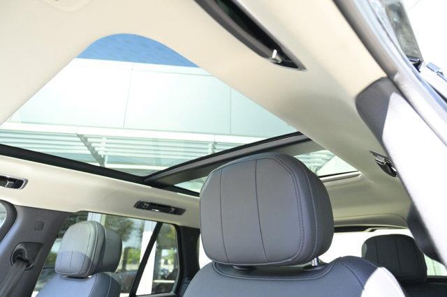 Photo of 2024 Santorini Black Land Rover Range Rover
