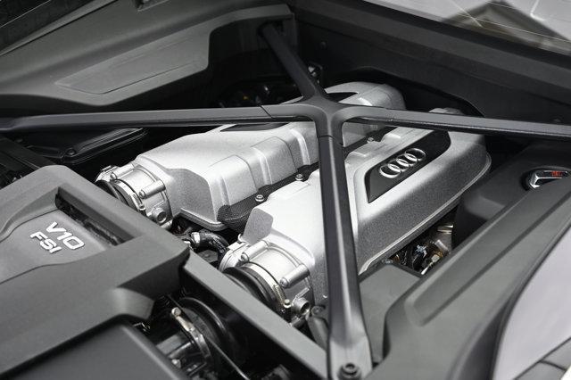 Photo of 2018 Ibis White Audi R8