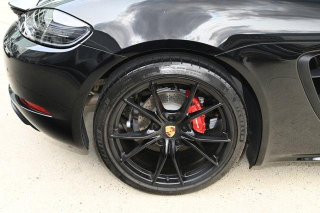 Photo of 2018 Black Porsche 718 Cayman
