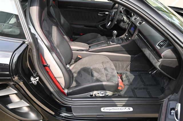 Photo of 2018 Black Porsche 718 Cayman