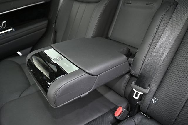 Photo of 2023 Santorini Black Land Rover Range Rover