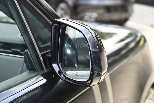 Photo of 2023 Santorini Black Land Rover Range Rover
