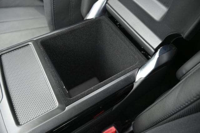 Photo of 2023 Santorini Black Land Rover Range Rover