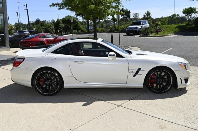 Photo of 2015 designo Magno Cashmere White Mercedes-Benz SL-Class