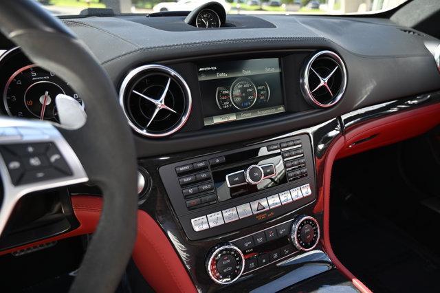 Photo of 2015 designo Magno Cashmere White Mercedes-Benz SL-Class