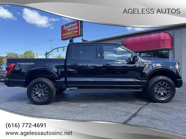 Photo of 2023 Agate Black Metallic Ford F-150