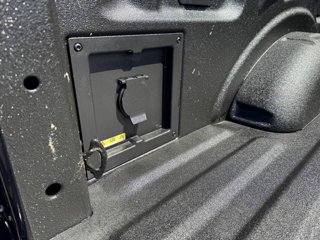 Photo of 2023 Agate Black Metallic Ford F-150