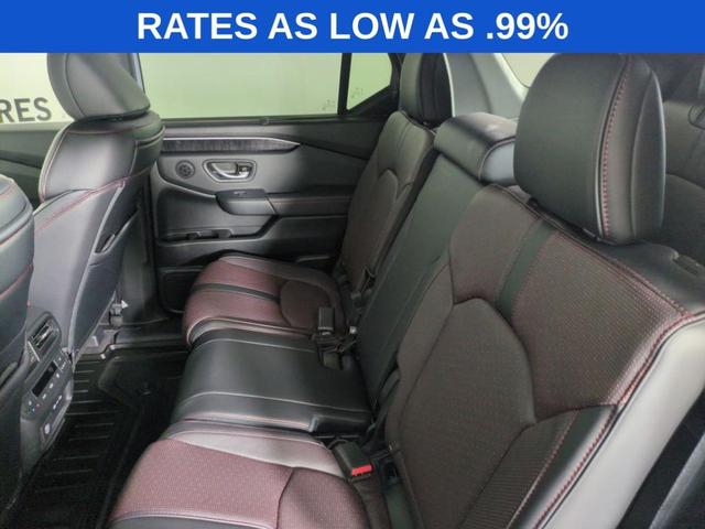 Photo of 2025 Gray Honda Pilot