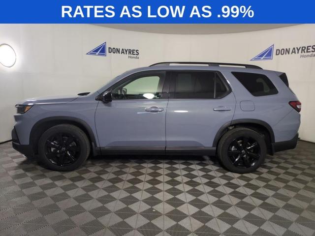 Photo of 2025 Gray Honda Pilot
