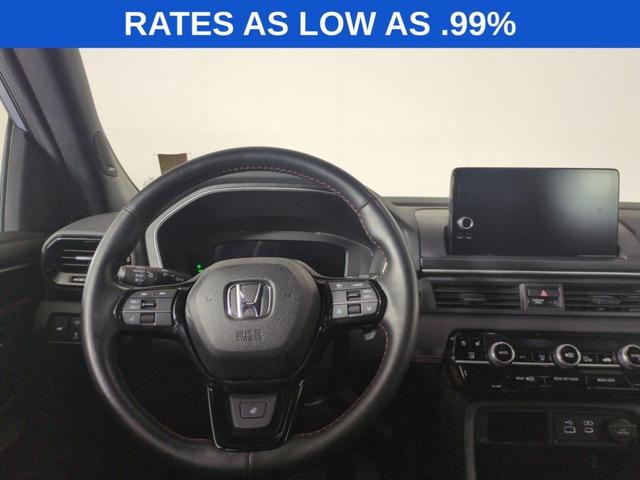 Photo of 2025 Gray Honda Pilot