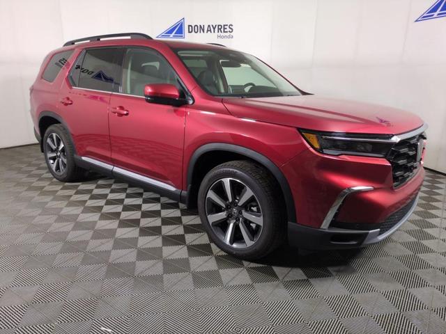 Photo of 2025 Radiant Red Honda Pilot