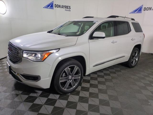 Photo of 2017 White Frost Tri-Coat GMC Acadia