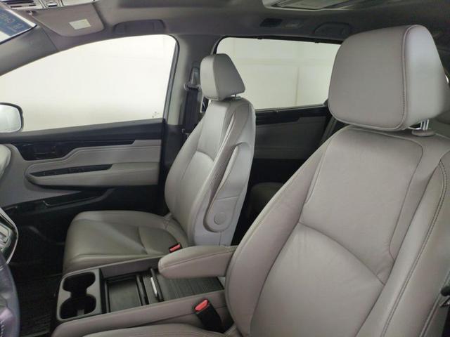 Photo of 2023 Blue Honda Odyssey