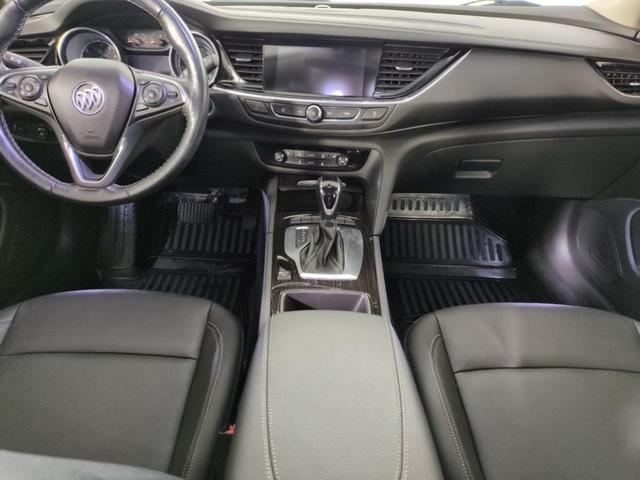 Photo of 2018 Smoked Pearl Metallic Buick Regal Sportback