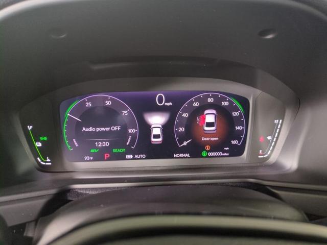 Photo of 2025 Platinum White Honda Accord Hybrid