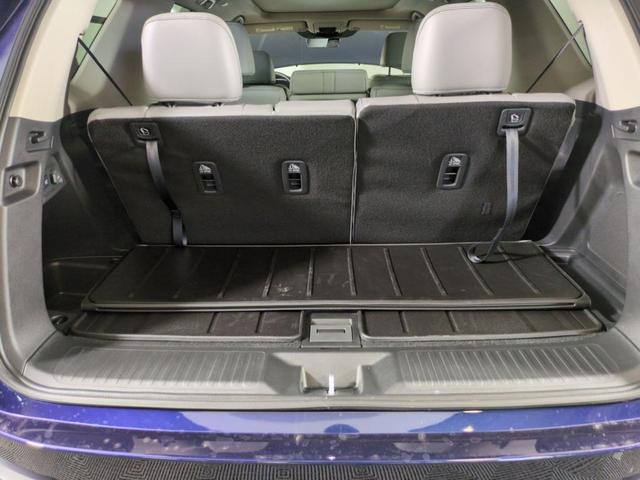 Photo of 2025 Obsidian Blue Honda Pilot