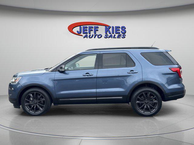 Photo of 2018 Blue Metallic Ford Explorer