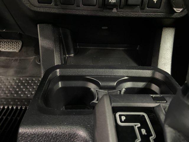 Photo of 2020 Super White Toyota Tacoma