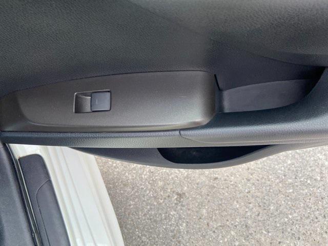 Photo of 2023 Ice Cap Toyota Camry